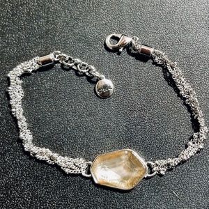 Designer Chloe+Isabel Ocean Lace Flex Bracelet.